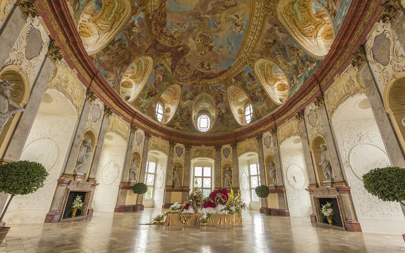 Schloss Vranov trägt die Handschrift des Baumeisters Johann Bernhard Fischer von Erlach (c) Sonja Lesjak