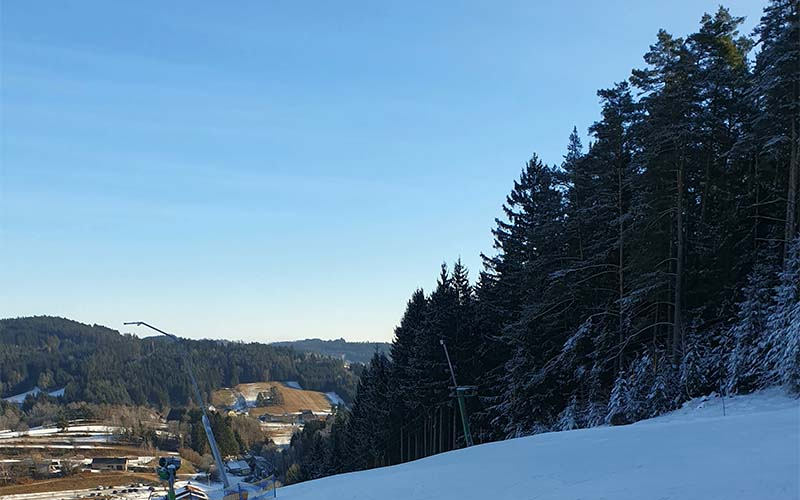 Nur ein Hang, aber wunderbar für 2 Stunden skifahren