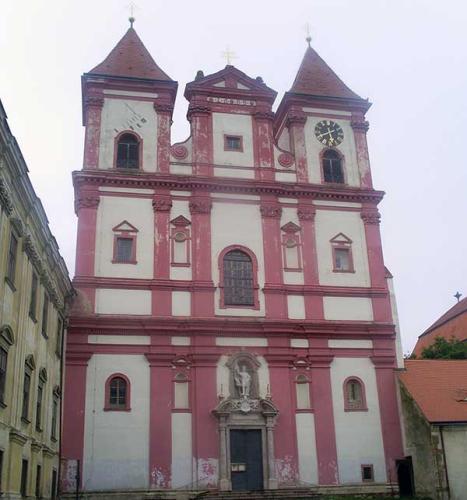 Die Basilika der Jungfrau Maria und des Heiligen Wenzel