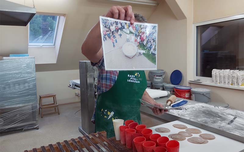 Es gibt ein eigenes Fest der Štramberger Ohren, bei dem ein Riesenohr gebacken wird