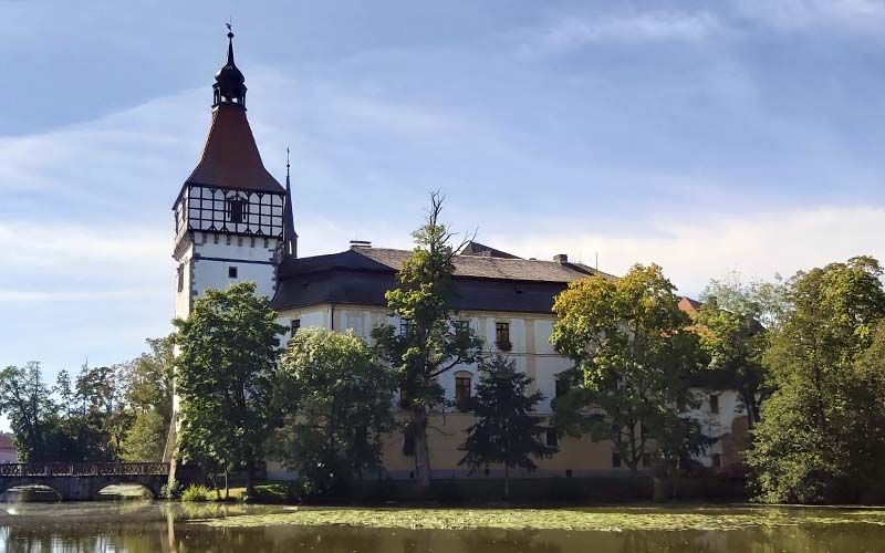 Ein wunderschönes Wasserschloss: Schloss Blatná