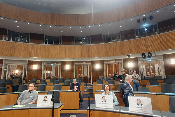 Im Sitzungssaal des Nationalrats