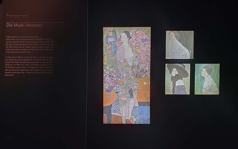 Kopien des zurückerstatteten Klimt-Kunstwerkes