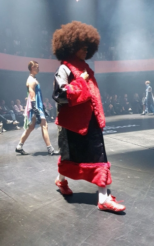 Designblok Modeschauen Hf5