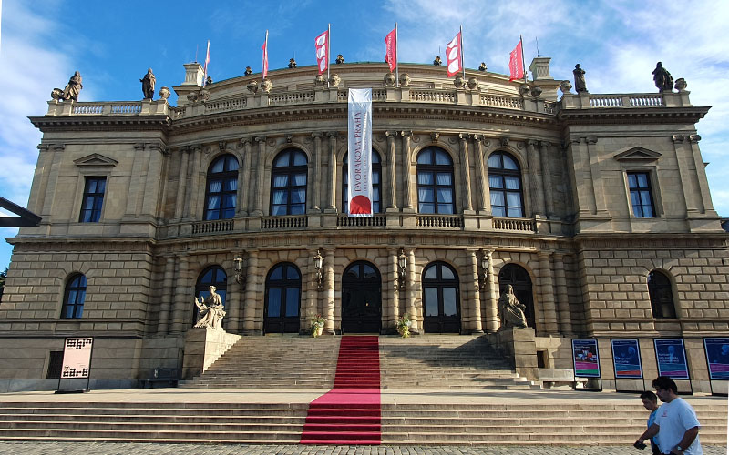 Das Rudolfinum in Prag