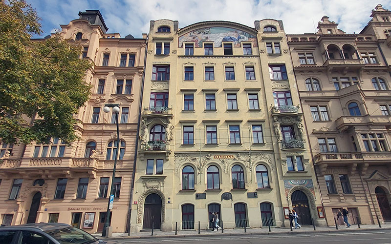 Blick zum Haus des Gesangsverein Hlahol