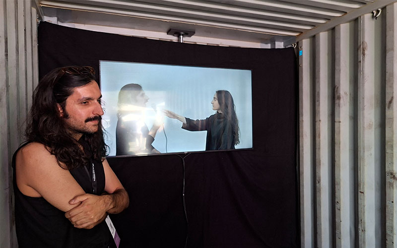 Vocal Duets von Alireza Khosroabadi (IR) und Sara Karimi (IR)