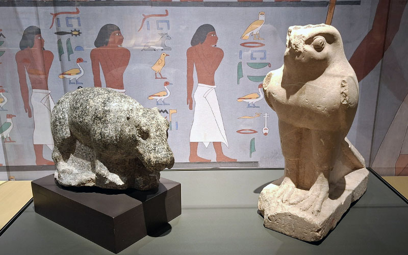 Die Ausstellung in den Reitställen von Miramare