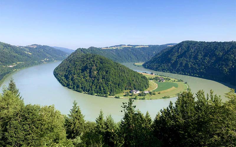 Blick auf die Donauschlinge (Foto © Hamedinger, Lichtenauer)