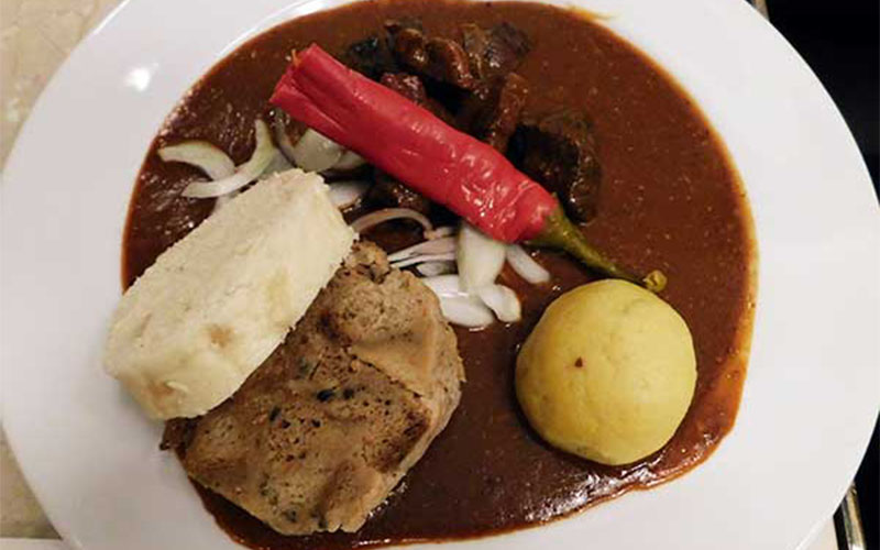 Altböhmisches Gulasch