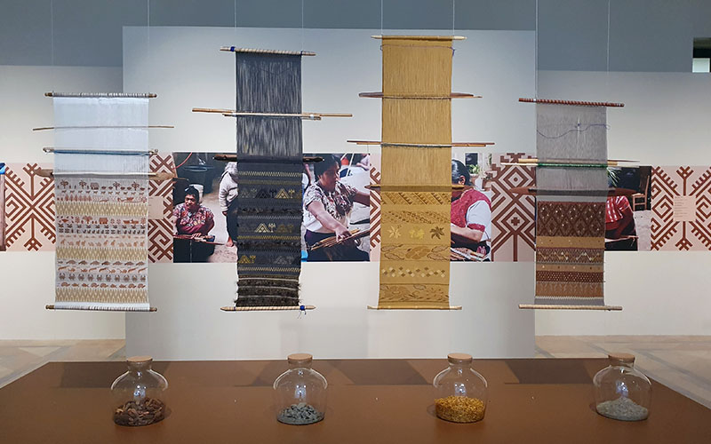 Farben der Erde im Weltmuseum Wien