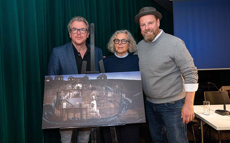 Momme Hinrichs (Bühnenbild), Eva Dessecker (Kostüme), Philipp M. Krenn (Regie), Foto © Oper im Steinbruch