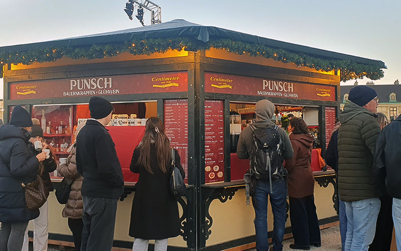 Hier gibt es Punsch und Bauernkrapfen