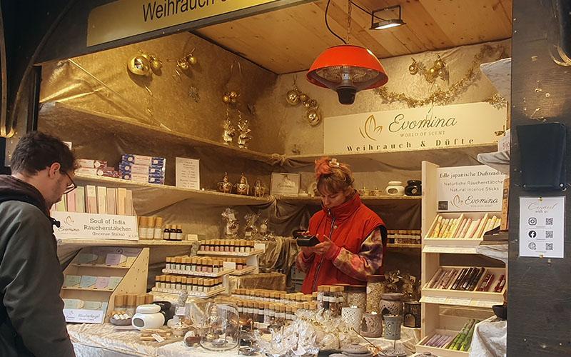 Weihrauch und Düfte am Stephansplatz