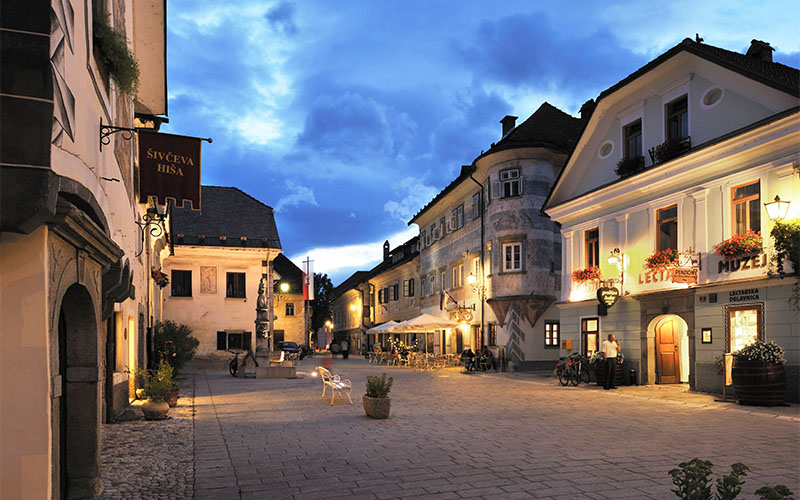 Radovjica (Foto © STO, Miran Kambic)