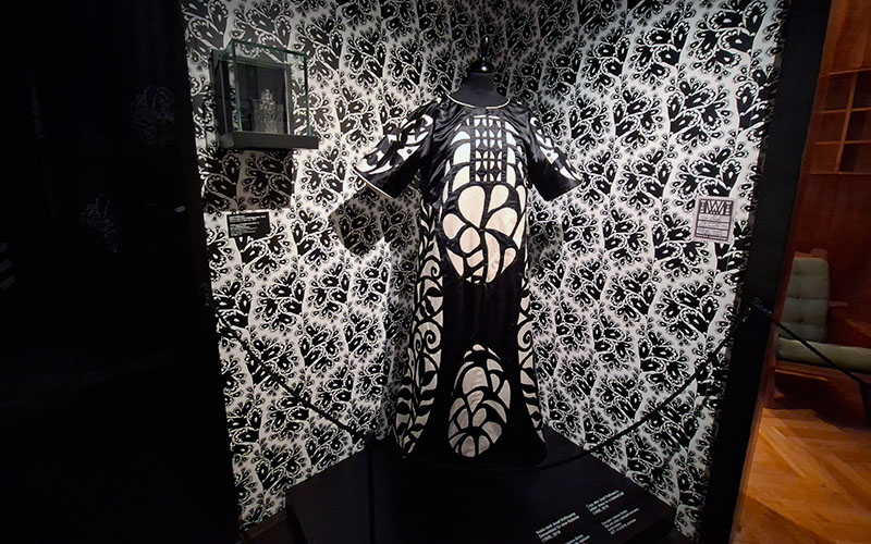 Kopie nach Josef Hoffmanns Abendkleid für eine Redoute