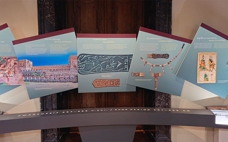 Blick in die Ausstellung Genchangers