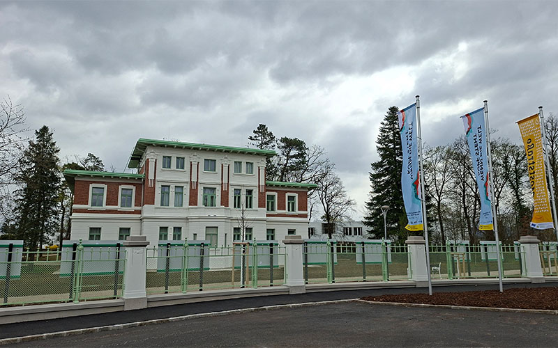 Landesklinikum Mauer