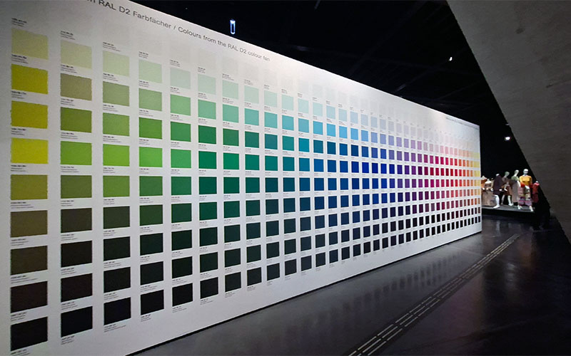 Die Pantone-Wand