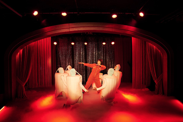 Tampon-Revue im feministischem Theater, Foto  © Constantin Film, 2022