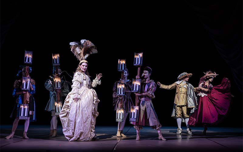 Cyrano de Bergerac im Janáček Theater in Brünn (Fotos @ Pavel Hejný)