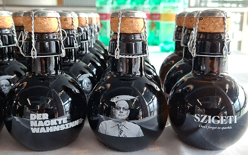 Auch Szigeti-Sekt ist wieder als Sponsor mit dabei