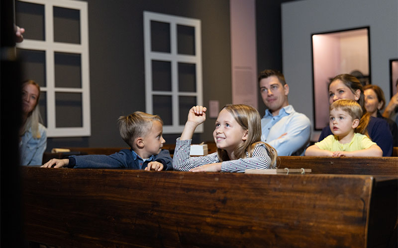 Im Haus der Geschichte im Museum Niederösterreich (Foto © NÖ Museum Betriebs GmbH, Daniel Hinterramskogler)