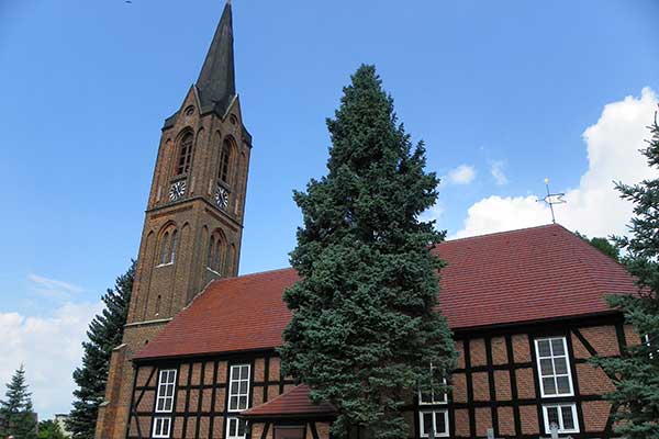 Die Fachwerkkirche in Dissen