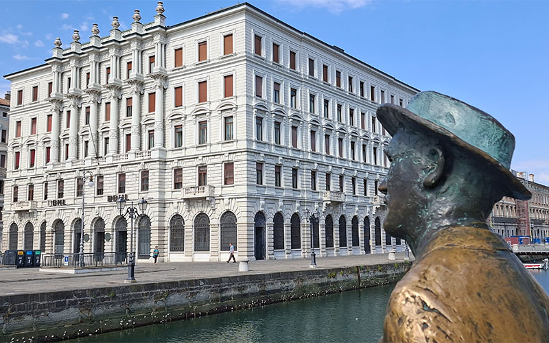 Triest - James Joyce blickt zum Canal Grande