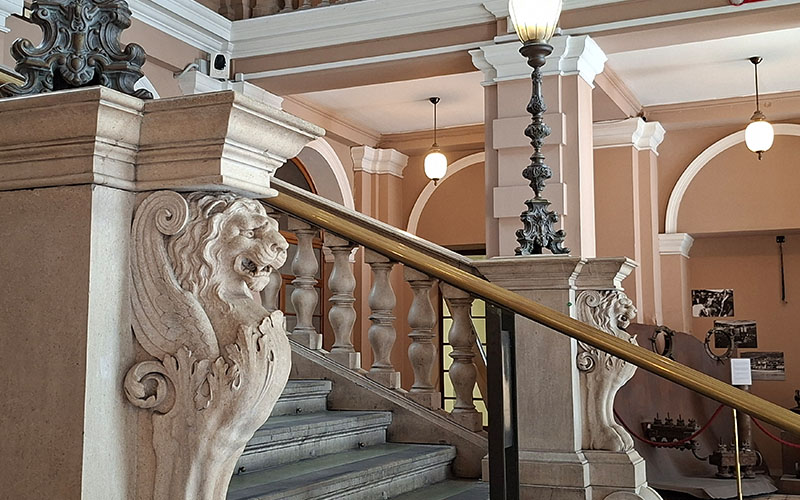 Triest - Der Stiegenaufgang im Postgebäude