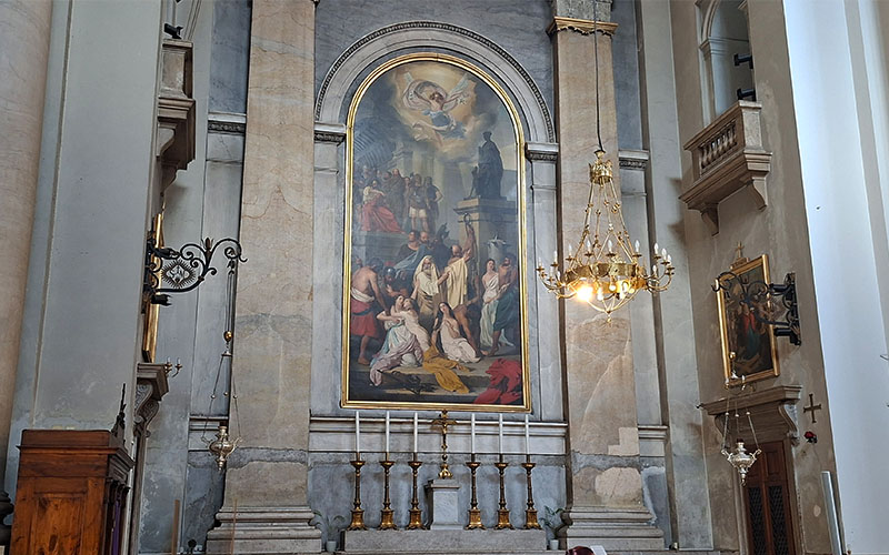 Im Inneren der Kirche Sant'Antonio Nuovo