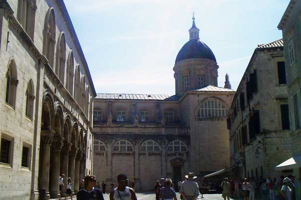 Rektorenpalast und Kathedrale