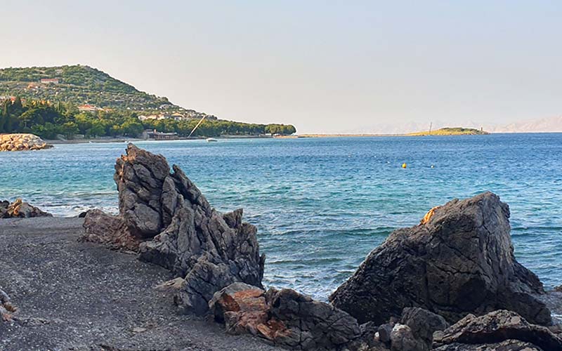 Blick von Klenovica zu unserem Campingplatz