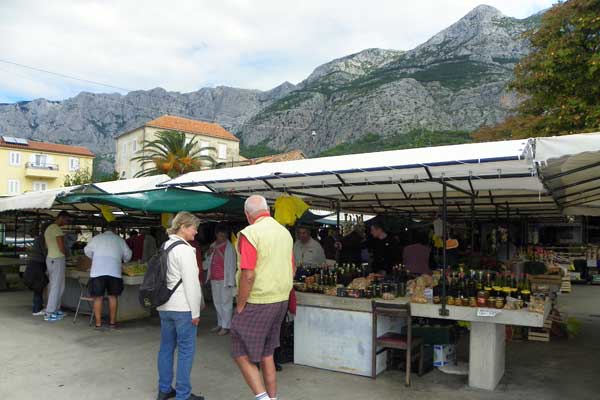 Der Markt von Makarska