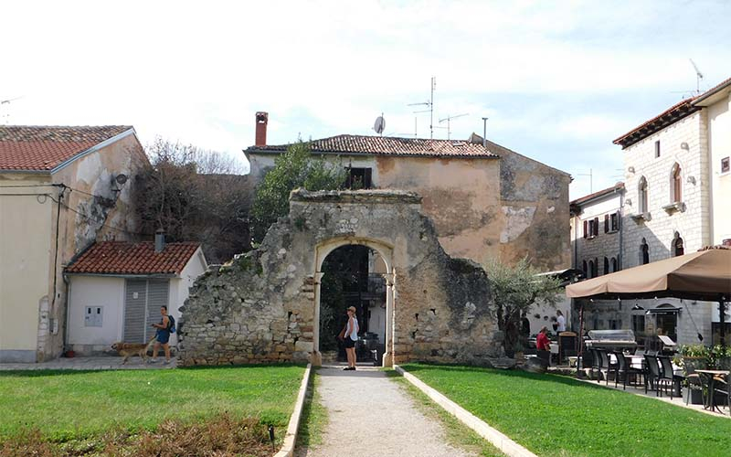 Reste der Stadtmauer