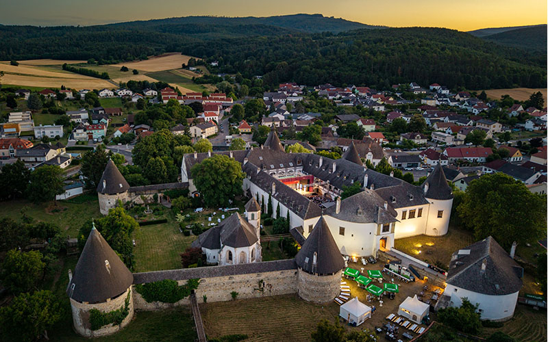 Immer ein Erlebnis: Die Schlossspiele in Schloss Kobersdorf