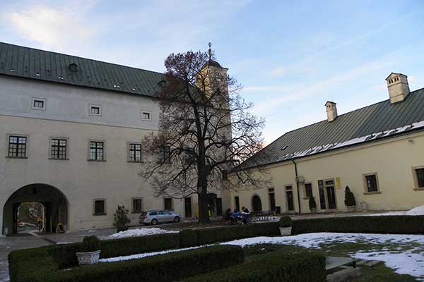 Blick in den Hof der Bibersburg