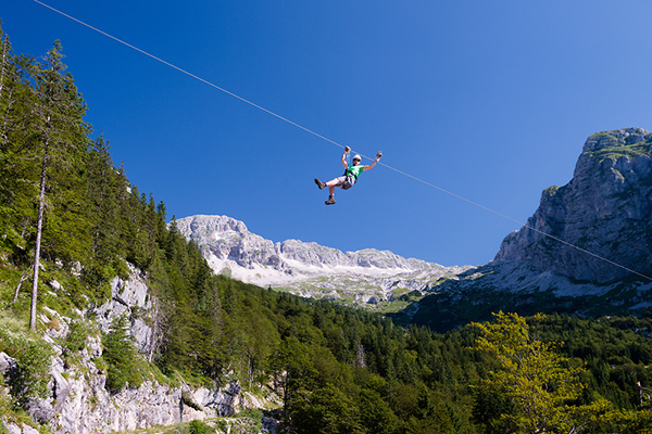 Die Zipline bei Bovec (Foto © Slovenia Tourist Board, Iztok Medja)