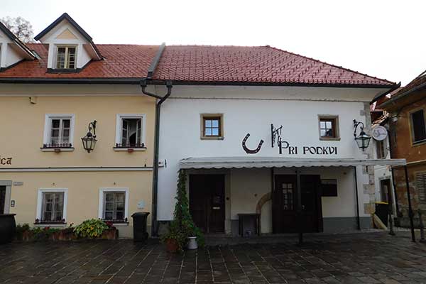 Am alten Hauptplatz von Kamnik