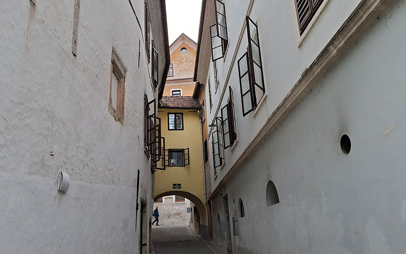 Enge Gässchen in Škofja Loka