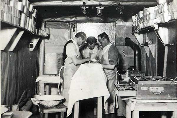 Operationssaal im Ersten Weltkrieg