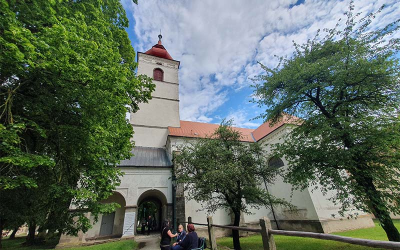 Blick zur Klosterkirche