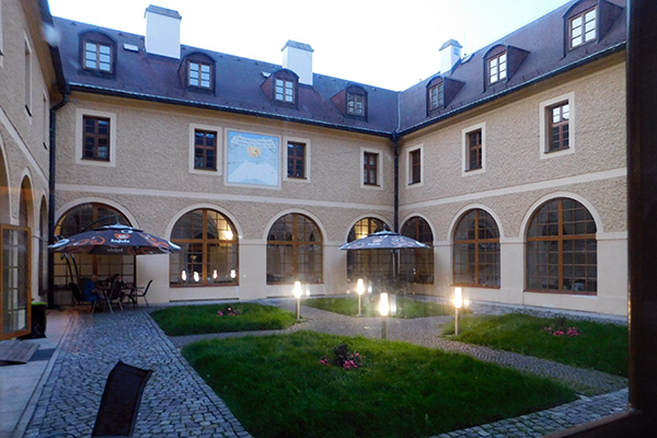 Der Klosterhof 