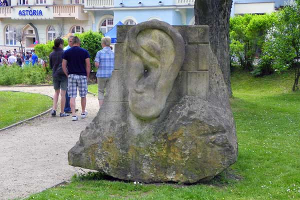Das Ohr im Kurpark