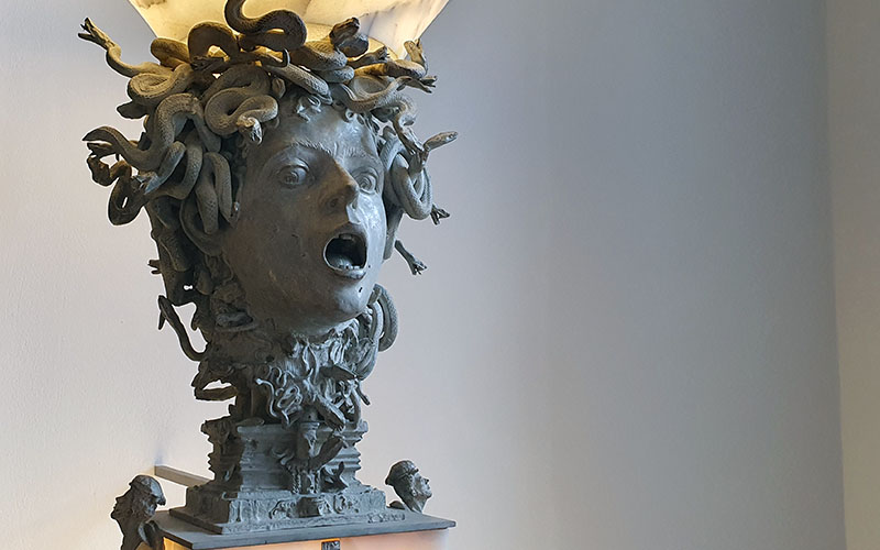 Im erzbischöflichen Palais