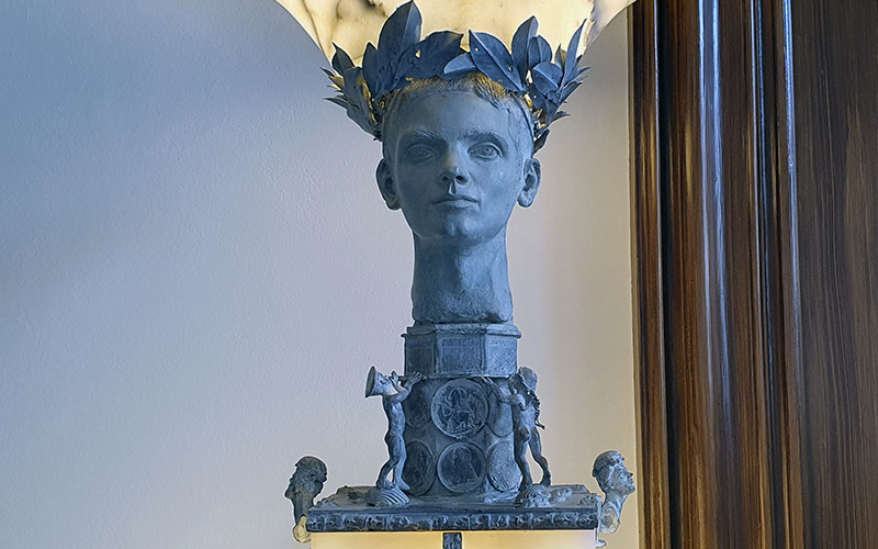 Im erzbischöflichen Palais