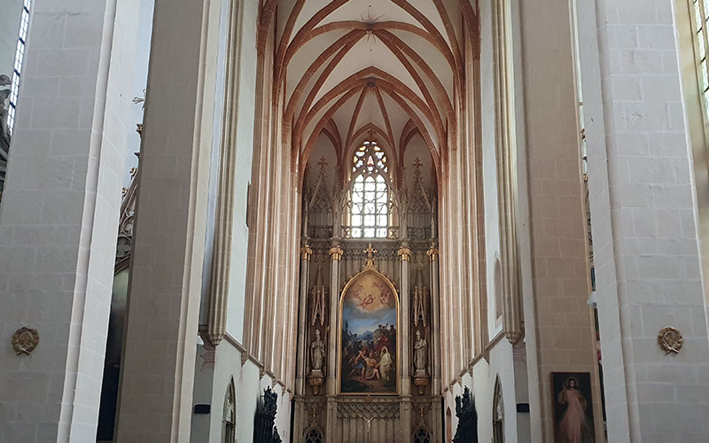 Im Inneren der Kirche