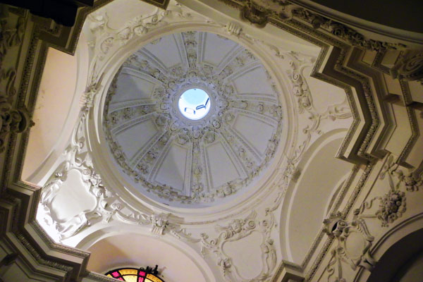 Die Kuppel in der Kapelle der Dietrichsteingruft 