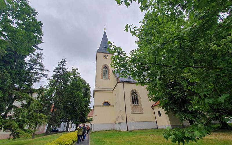 Die Kirche der Erhöhung des Heiligen Kreuzes in Poděbrady