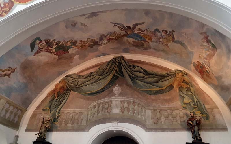 Fresken in der Kirche Mariä Himmelfahrt